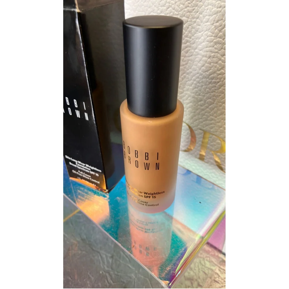 Bobbi Brown Foundation Full Size - Golden